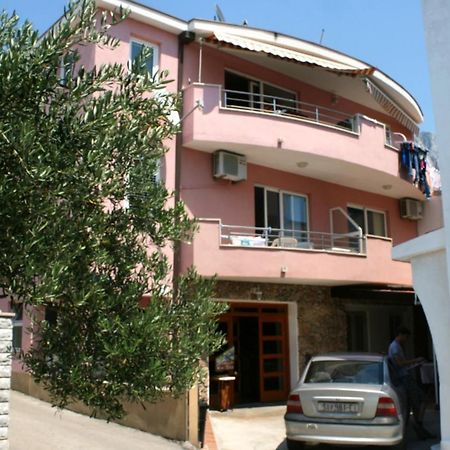 Apartments By The Sea Promajna, Makarska - 2673 Ngoại thất bức ảnh