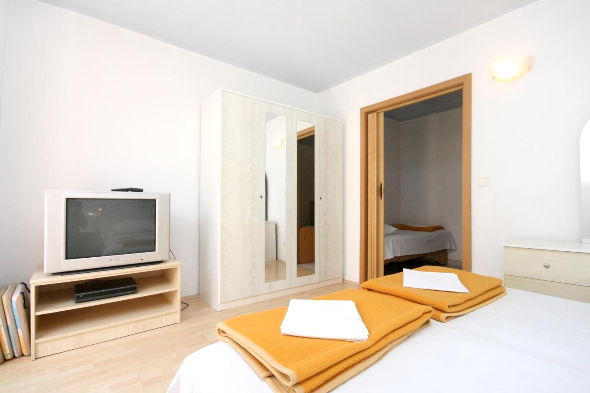 Apartments By The Sea Promajna, Makarska - 2673 Phòng bức ảnh